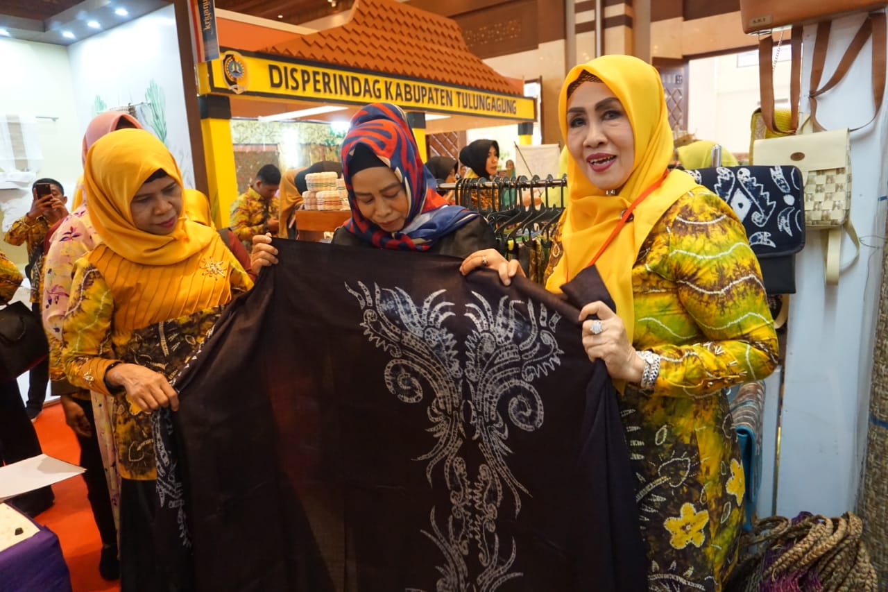 kerajinan-sasirangan-sebagai-produk-unggulan